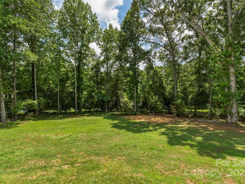1837 Zion Road, Morganton, NC 28655.  MLS# CAR4283437, YatesRealty ID 30333. 