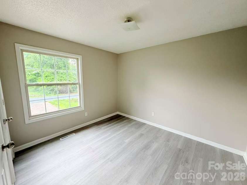 2200 Brookside Avenue, Kannapolis, NC 28081.  MLS# CAR4392276, YatesRealty ID 30333. 