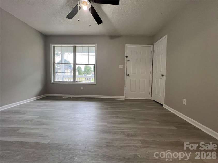 2200 Brookside Avenue, Kannapolis, NC 28081.  MLS# CAR4392276, YatesRealty ID 30333. 