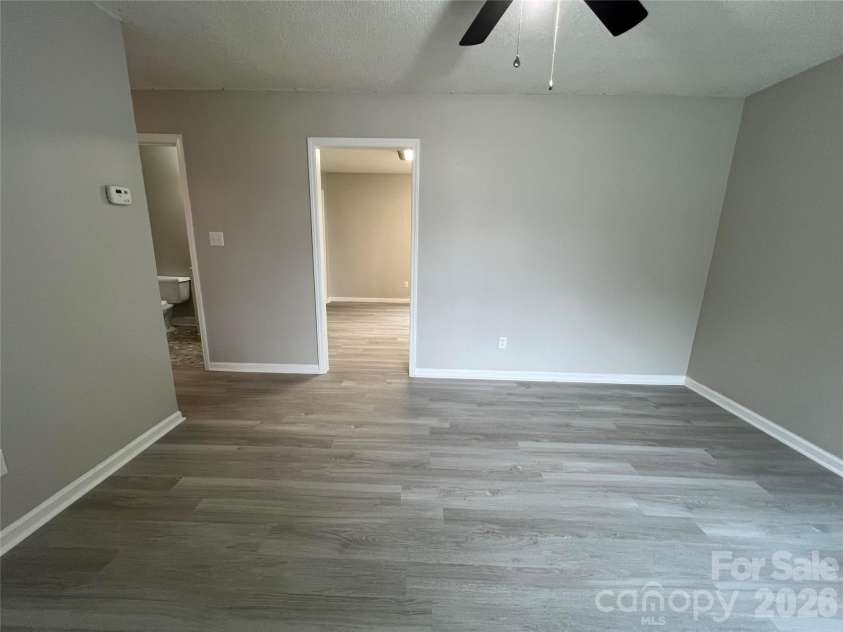 2200 Brookside Avenue, Kannapolis, NC 28081.  MLS# CAR4392276, YatesRealty ID 30333. 