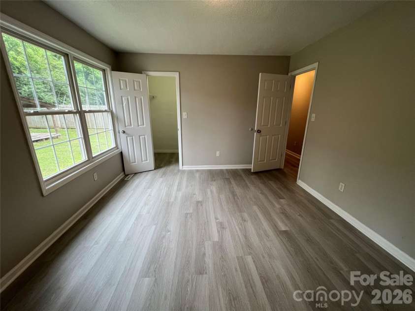 2200 Brookside Avenue, Kannapolis, NC 28081.  MLS# CAR4392276, YatesRealty ID 30333. 
