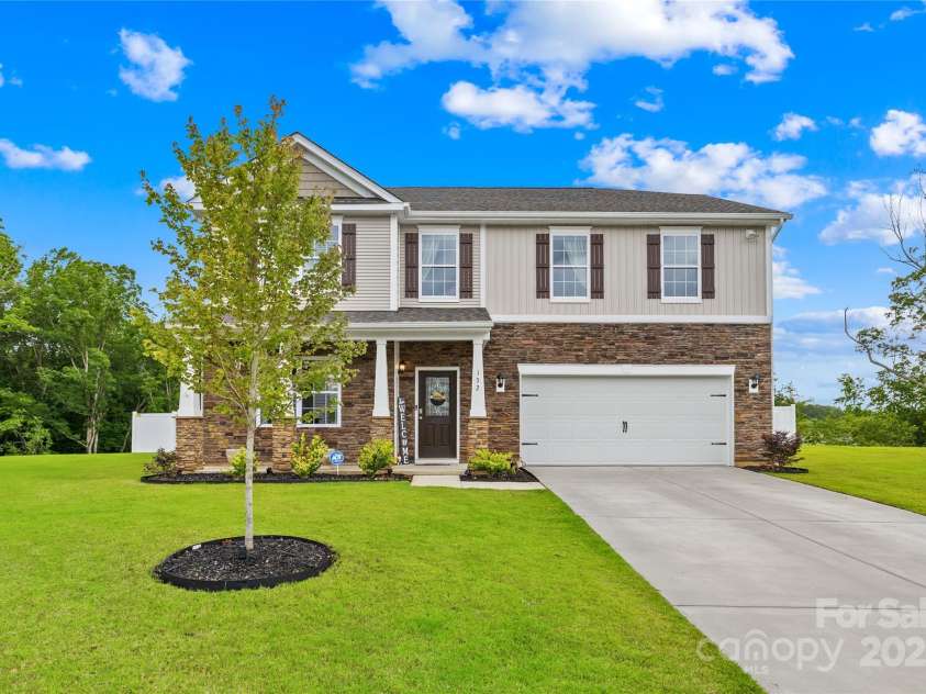 132 Sycamore Crossing Court, Locust, NC 28097.  MLS# CAR4271119, YatesRealty ID 30334. 