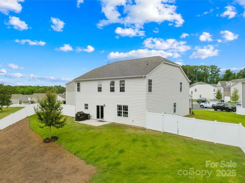 132 Sycamore Crossing Court, Locust, NC 28097.  MLS# CAR4271119, YatesRealty ID 30334. 