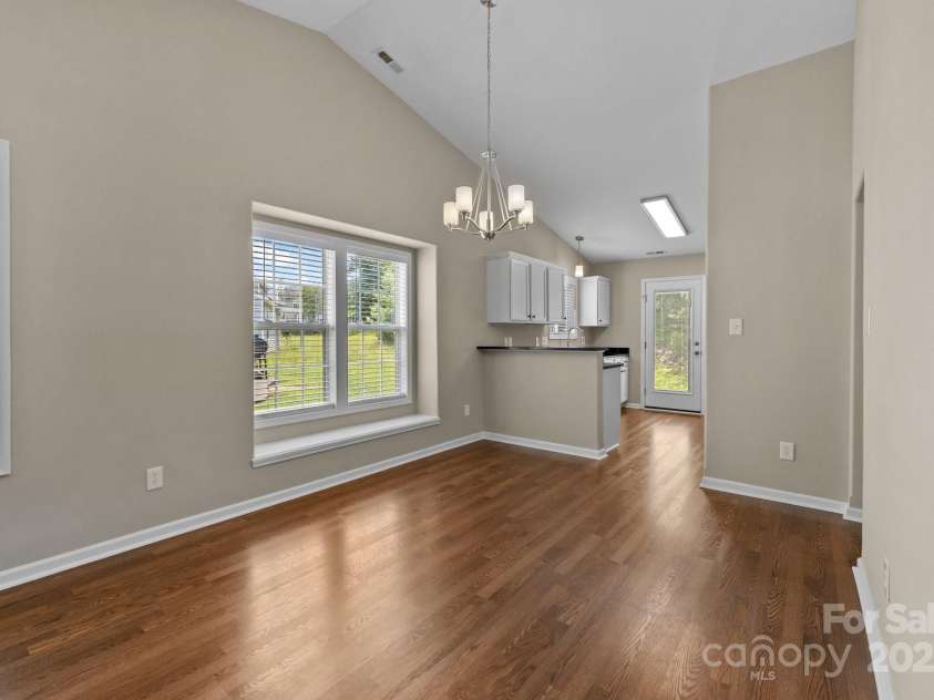 2618 Oasis Lane, Charlotte, NC 28214.  MLS# CAR4283938, YatesRealty ID 30335. 