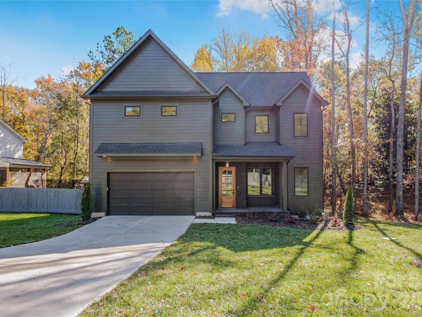 4221 Spring Street, Matthews, NC 28105.  MLS# CAR4317390, YatesRealty ID 30335. 