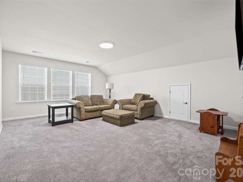 3199 Windhaven Lane, Fort Mill, SC 29708.  MLS# CAR4385083, YatesRealty ID 30336. 