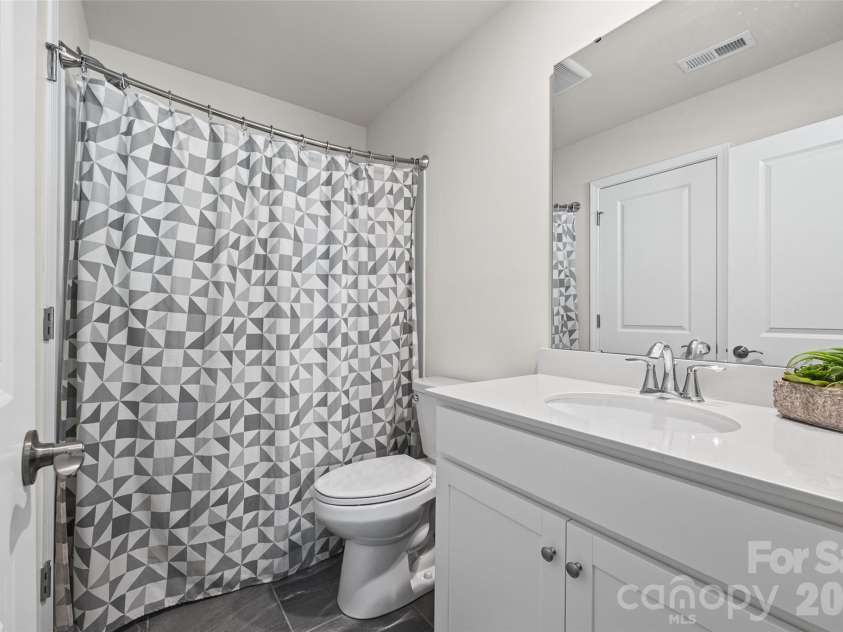3199 Windhaven Lane, Fort Mill, SC 29708.  MLS# CAR4385083, YatesRealty ID 30336. 