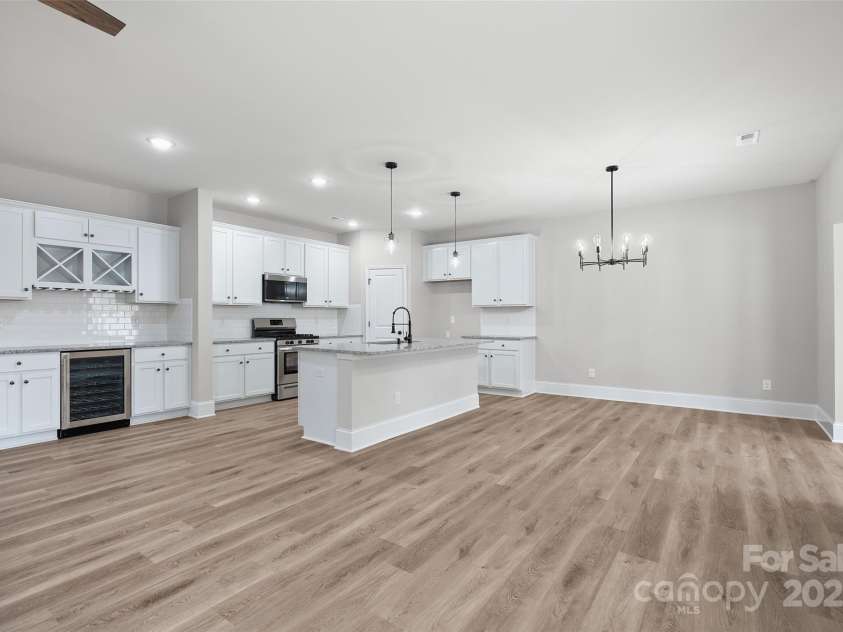 12514 Susanna Drive, Charlotte, NC 28214.  MLS# CAR4281122, YatesRealty ID 30337. Beverage Bar is not an available option in this home.