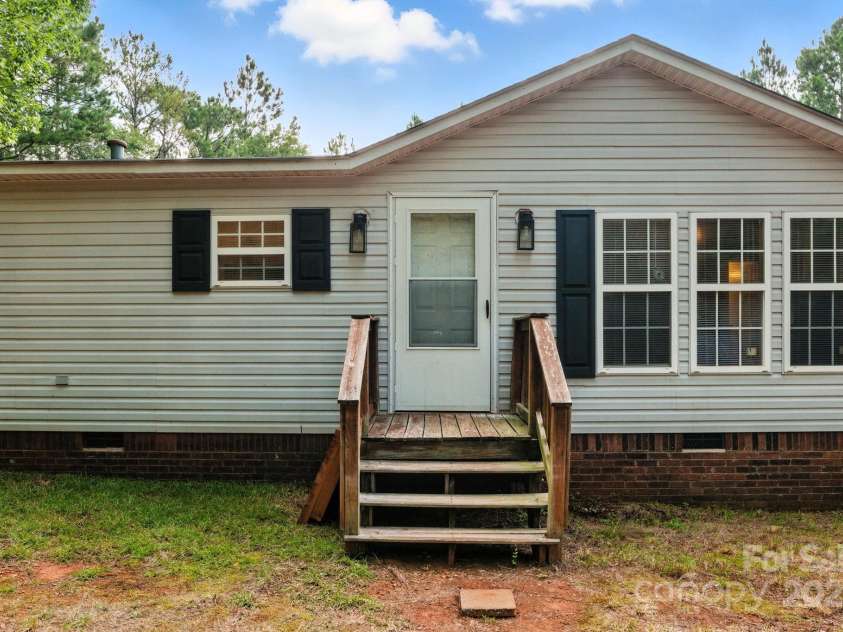 1980 Garvin Road, York, SC 29745.  MLS# CAR4283206, YatesRealty ID 30338. Front of house