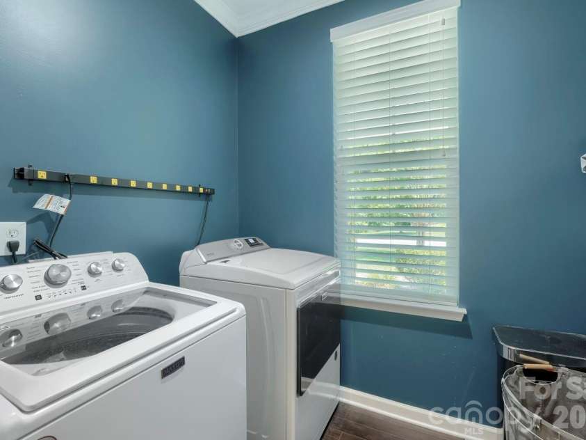 5925 Gatekeeper Lane, Mint Hill, NC 28227.  MLS# CAR4388583, YatesRealty ID 30338. 