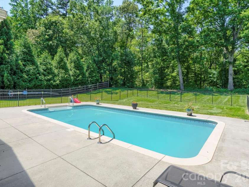 5925 Gatekeeper Lane, Mint Hill, NC 28227.  MLS# CAR4388583, YatesRealty ID 30338. 