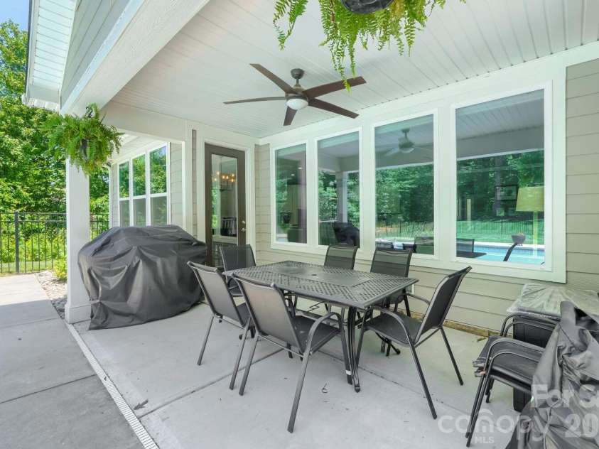 5925 Gatekeeper Lane, Mint Hill, NC 28227.  MLS# CAR4388583, YatesRealty ID 30338. 
