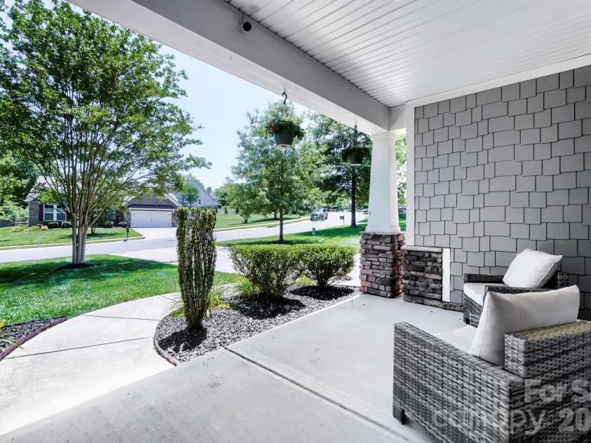 5925 Gatekeeper Lane, Mint Hill, NC 28227.  MLS# CAR4388583, YatesRealty ID 30338. 