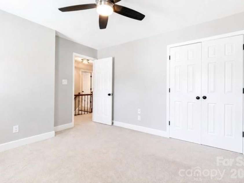 25012 Molokai Drive, Fort Mill, SC 29708.  MLS# CAR4393174, YatesRealty ID 30339. 