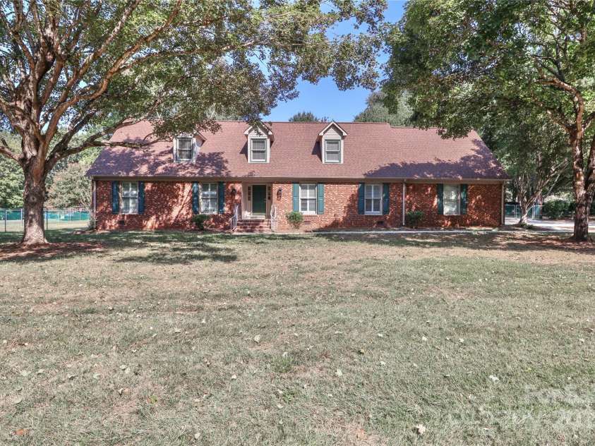 1051 Michael Avenue, Concord, NC 28025.  MLS# CAR4304116, YatesRealty ID 3034. 