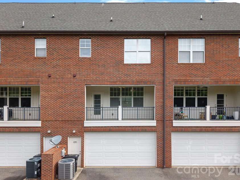 119 Steinbeck Way, Mooresville, NC 28117.  MLS# CAR4378645, YatesRealty ID 30341. 