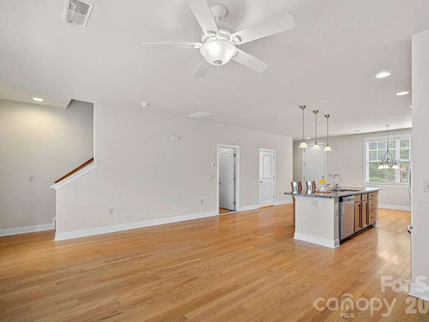 119 Steinbeck Way, Mooresville, NC 28117.  MLS# CAR4416413, YatesRealty ID 30341. 