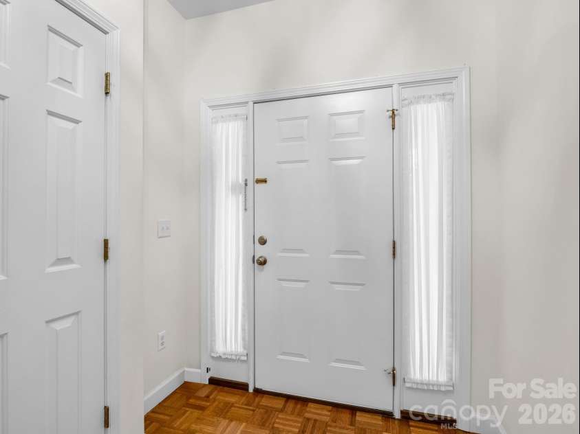 6 Scottish Circle, Asheville, NC 28803.  MLS# CAR4389950, YatesRealty ID 30342. 