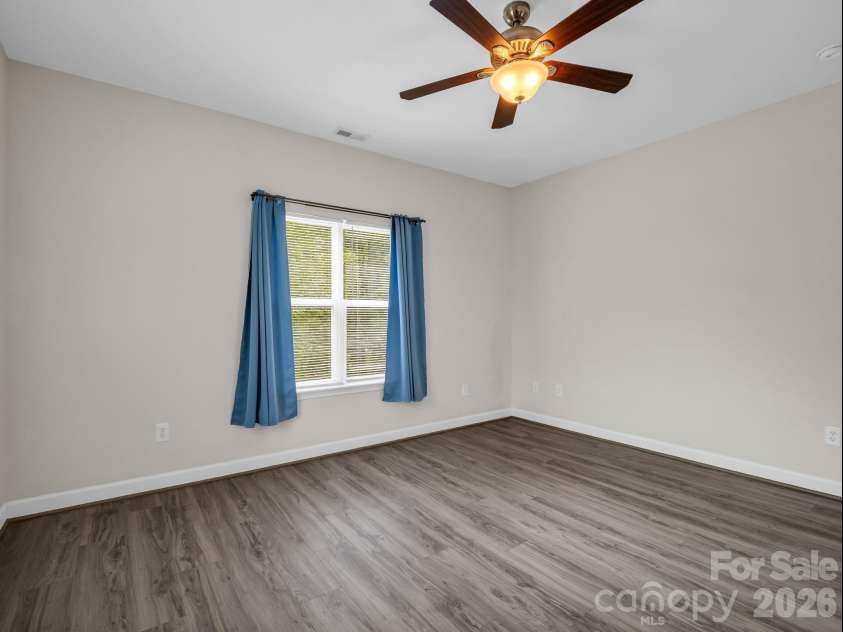 6 Scottish Circle, Asheville, NC 28803.  MLS# CAR4389950, YatesRealty ID 30342. 