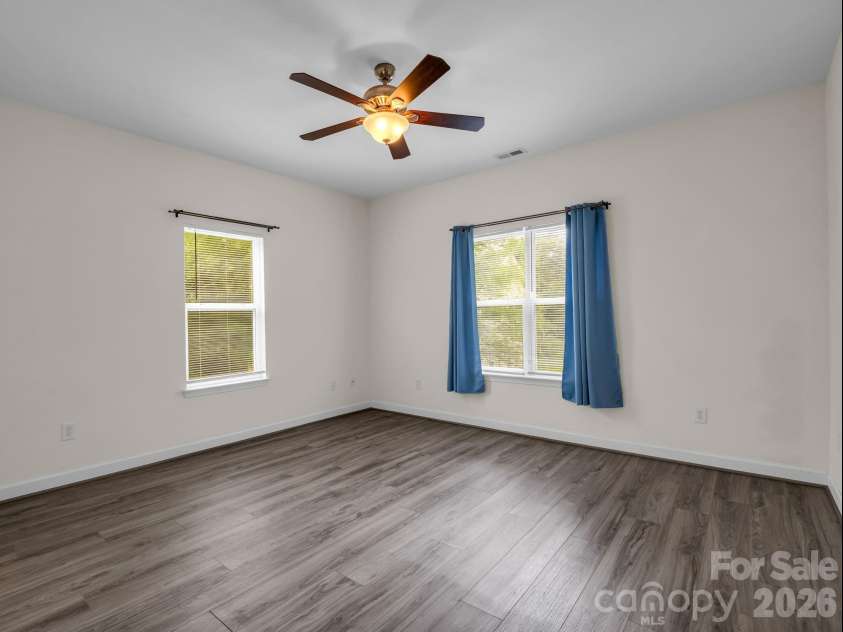 6 Scottish Circle, Asheville, NC 28803.  MLS# CAR4389950, YatesRealty ID 30342. 