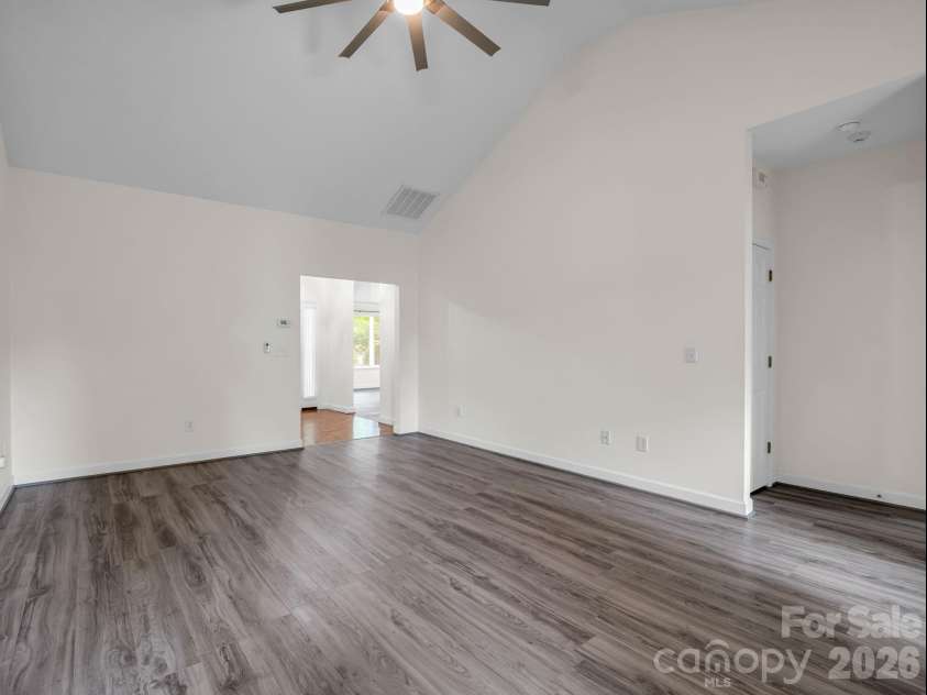 6 Scottish Circle, Asheville, NC 28803.  MLS# CAR4389950, YatesRealty ID 30342. 