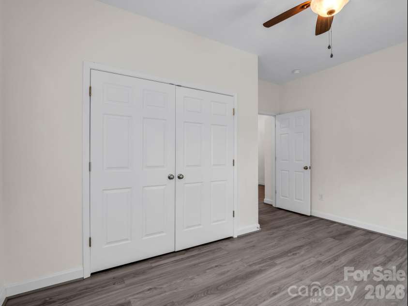 6 Scottish Circle, Asheville, NC 28803.  MLS# CAR4389950, YatesRealty ID 30342. 