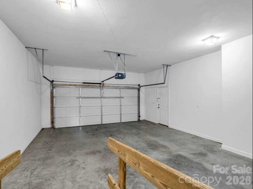 6 Scottish Circle, Asheville, NC 28803.  MLS# CAR4389950, YatesRealty ID 30342. 
