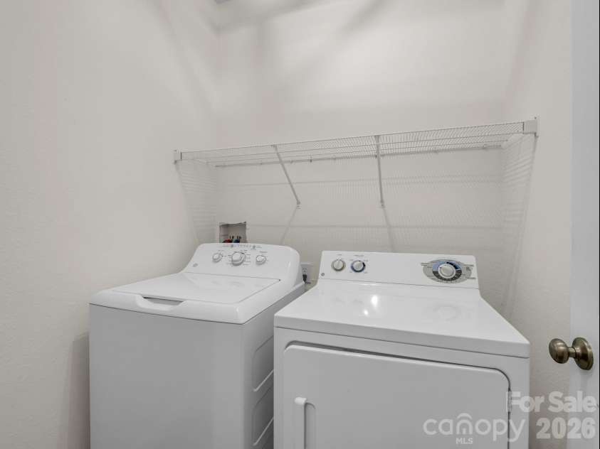 6 Scottish Circle, Asheville, NC 28803.  MLS# CAR4389950, YatesRealty ID 30342. 