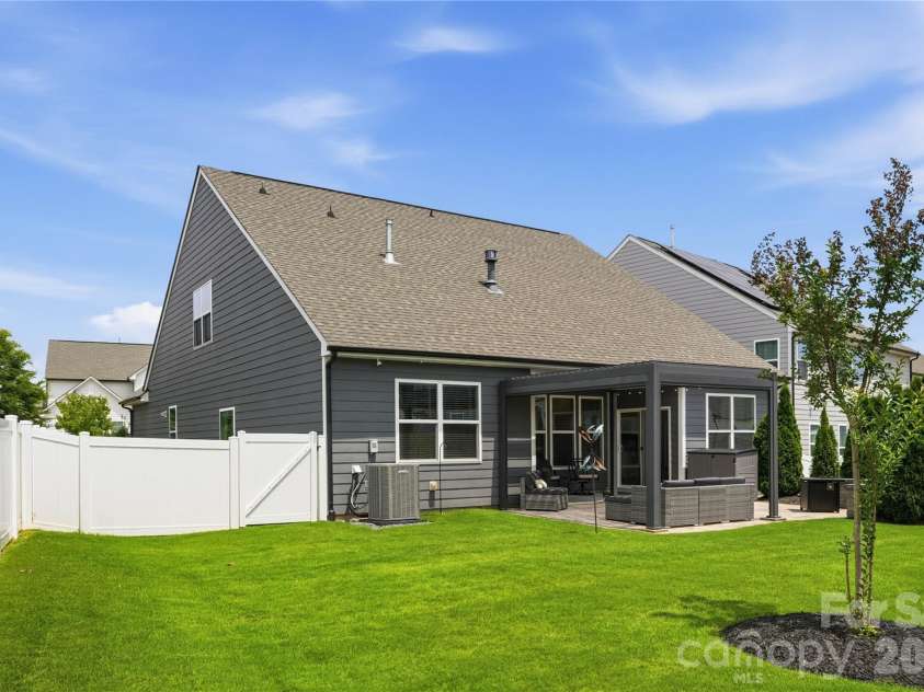 7141 Astella Way, Lancaster, SC 29720.  MLS# CAR4390678, YatesRealty ID 30343. 