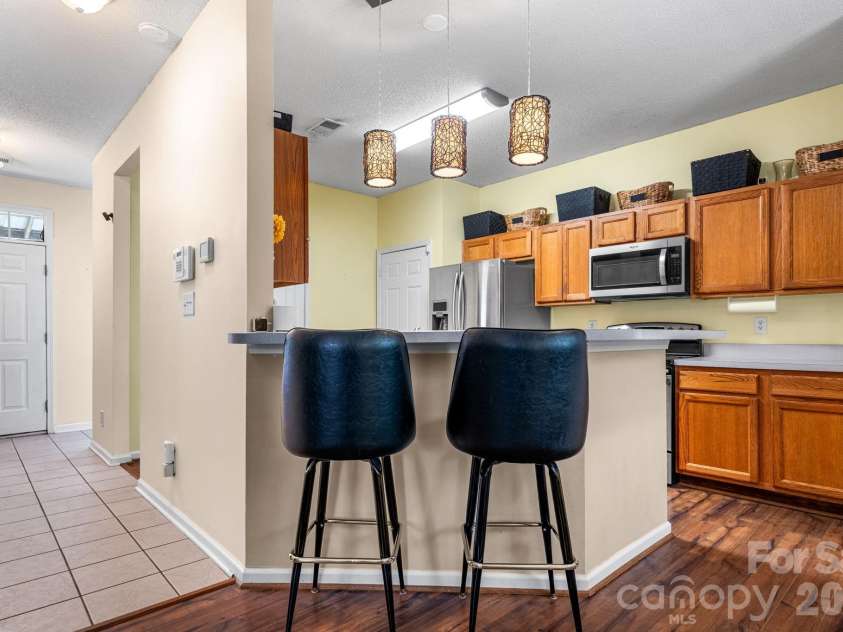 118 Devon Forest Drive, Mooresville, NC 28115.  MLS# CAR4391077, YatesRealty ID 30344. 