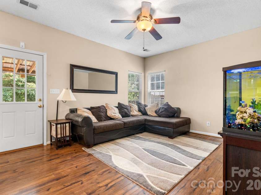 118 Devon Forest Drive, Mooresville, NC 28115.  MLS# CAR4391077, YatesRealty ID 30344. Living Room