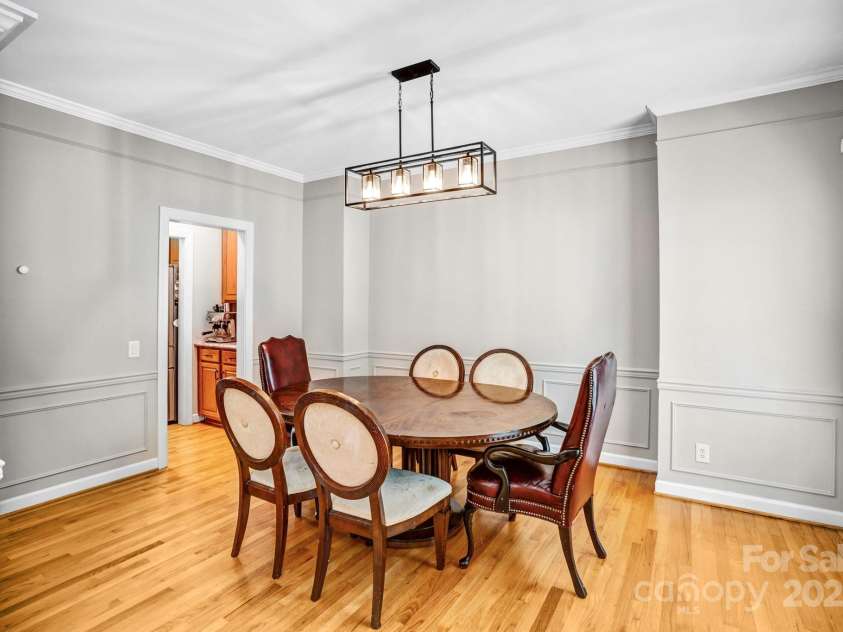 7715 Wingmont Drive, Charlotte, NC 28269.  MLS# CAR4278172, YatesRealty ID 30344. 