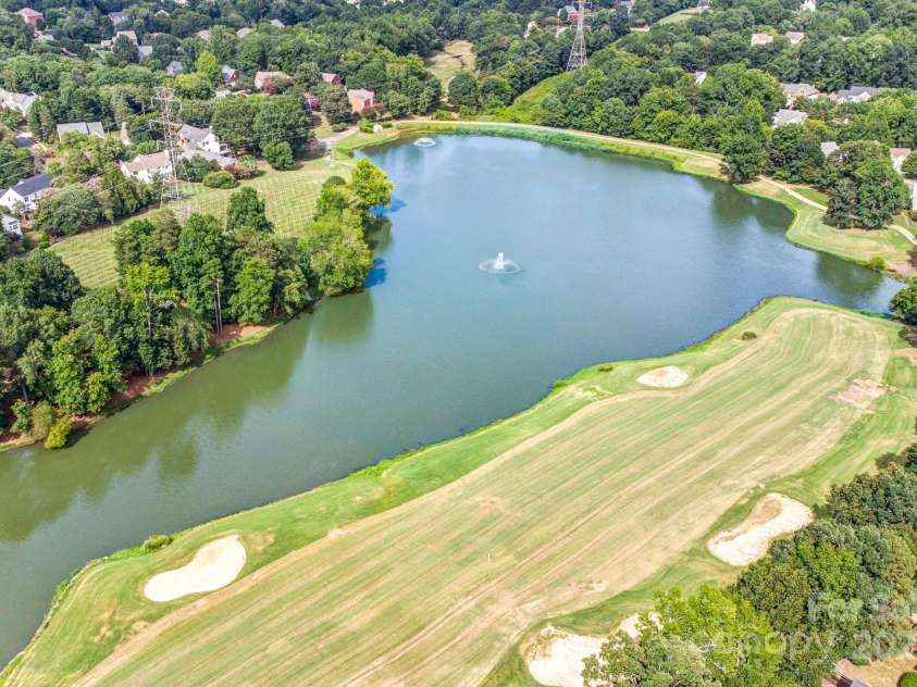 7715 Wingmont Drive, Charlotte, NC 28269.  MLS# CAR4278172, YatesRealty ID 30344. 