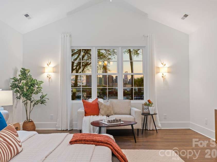 417 Plymouth Avenue, Charlotte, NC 28206.  MLS# CAR4359583, YatesRealty ID 30347. 