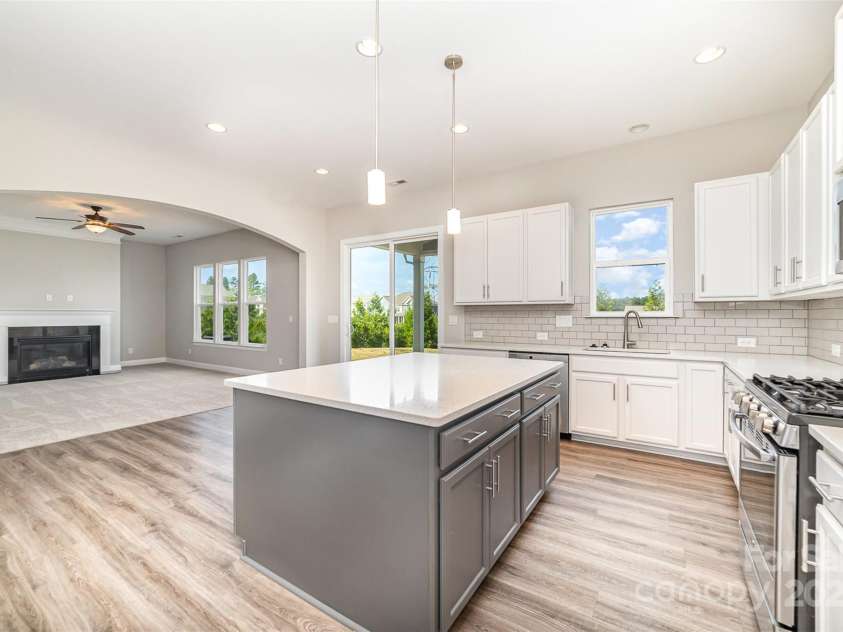 10024 Fox Trotter Lane, Midland, NC 28107.  MLS# CAR4285470, YatesRealty ID 30348. 