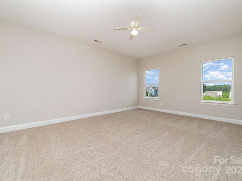 10024 Fox Trotter Lane, Midland, NC 28107.  MLS# CAR4285470, YatesRealty ID 30348. 