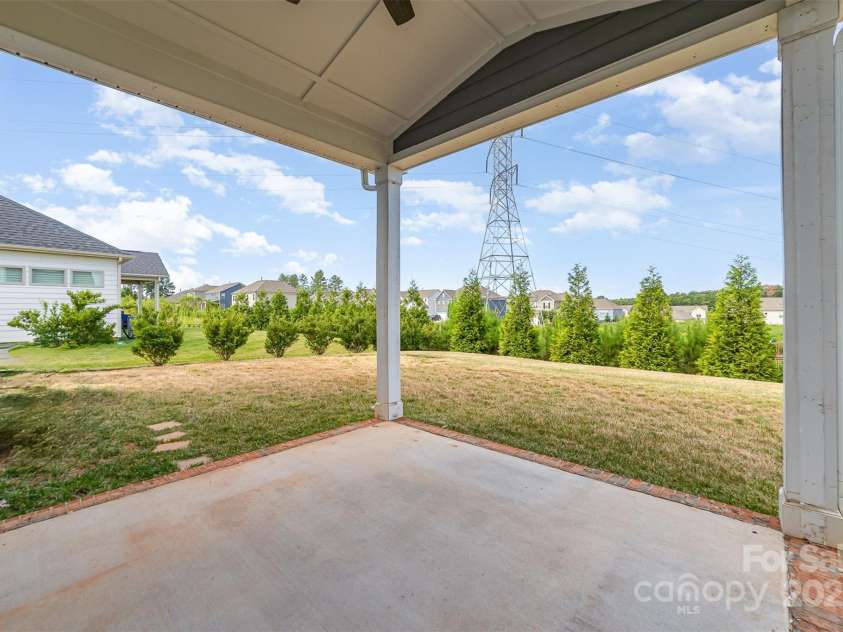 10024 Fox Trotter Lane, Midland, NC 28107.  MLS# CAR4285470, YatesRealty ID 30348. 