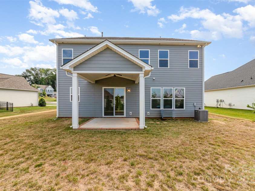 10024 Fox Trotter Lane, Midland, NC 28107.  MLS# CAR4285470, YatesRealty ID 30348. 