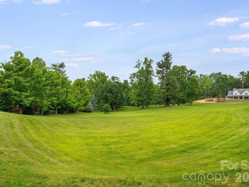 295 Roberts Lane, Flat Rock, NC 28731.  MLS# CAR4384600, YatesRealty ID 30348. Community Green Space