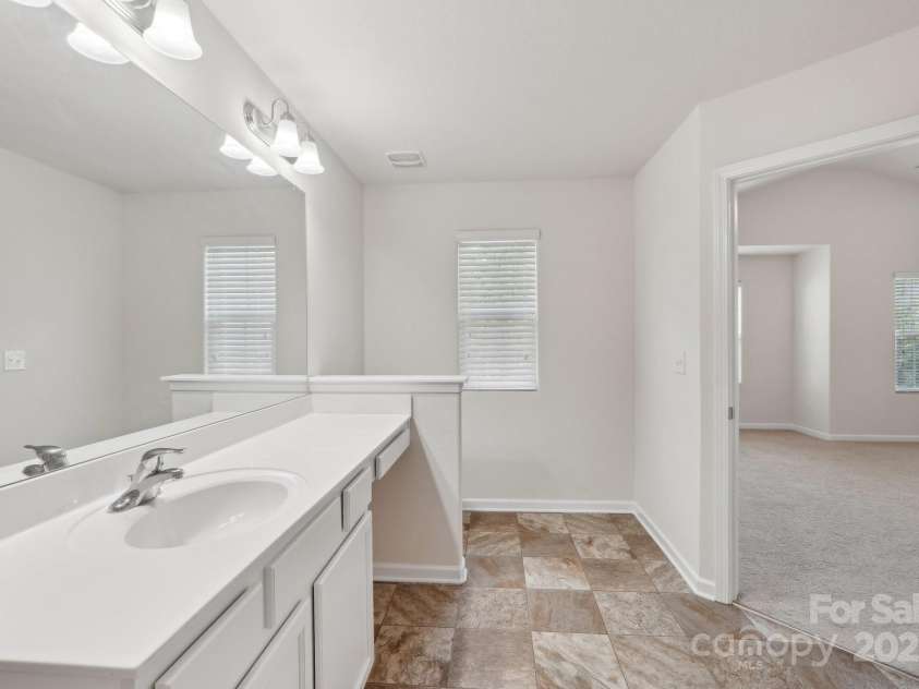 1835 Allegheny Drive, Gastonia, NC 28054.  MLS# CAR4257356, YatesRealty ID 30349. 