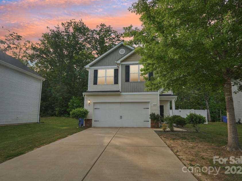 1835 Allegheny Drive, Gastonia, NC 28054.  MLS# CAR4257356, YatesRealty ID 30349. 
