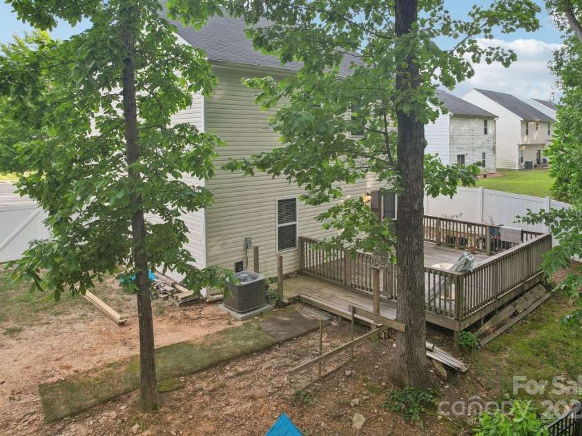 1835 Allegheny Drive, Gastonia, NC 28054.  MLS# CAR4257356, YatesRealty ID 30349. 
