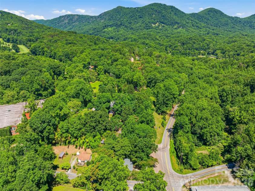 895 Trade Street, Tryon, NC 28782.  MLS# CAR4390886, YatesRealty ID 30349. 