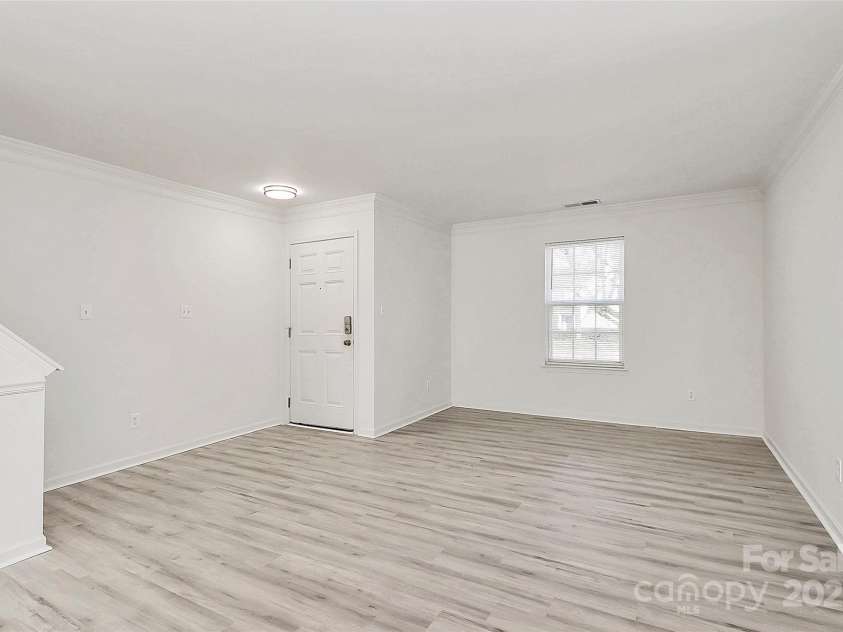 4513 Staffordshire Lane, Charlotte, NC 28213.  MLS# CAR4235072, YatesRealty ID 3035. 