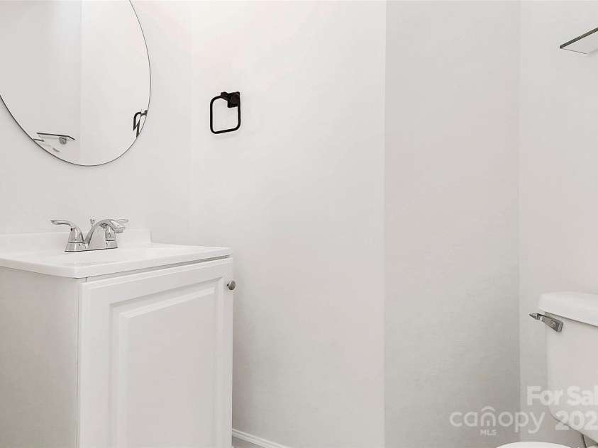 4513 Staffordshire Lane, Charlotte, NC 28213.  MLS# CAR4235072, YatesRealty ID 3035. 