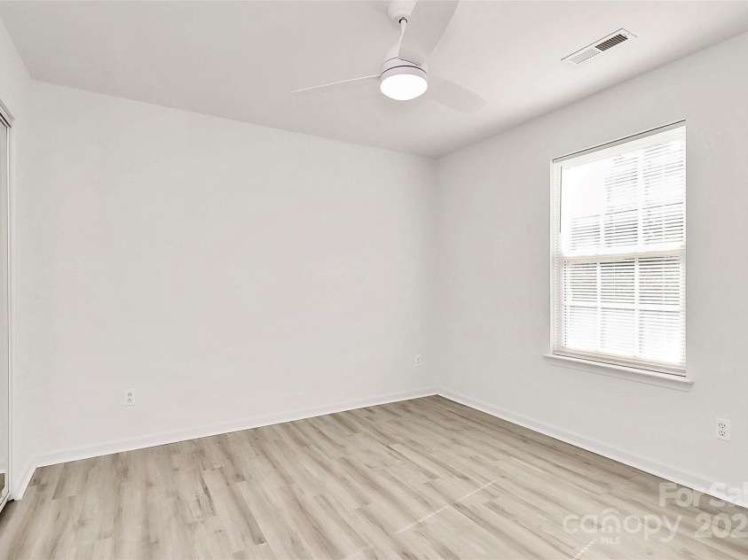 4513 Staffordshire Lane, Charlotte, NC 28213.  MLS# CAR4235072, YatesRealty ID 3035. 