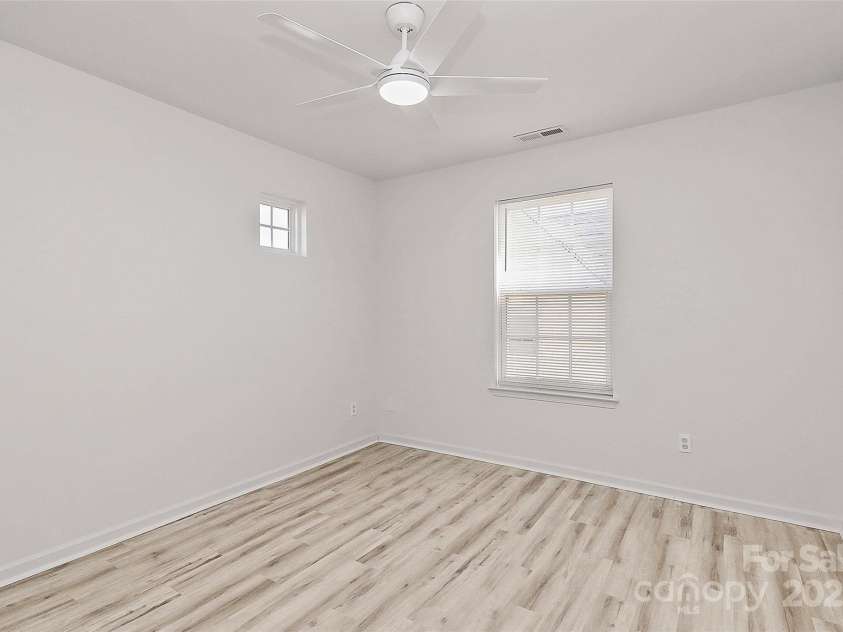 4513 Staffordshire Lane, Charlotte, NC 28213.  MLS# CAR4235072, YatesRealty ID 3035. 