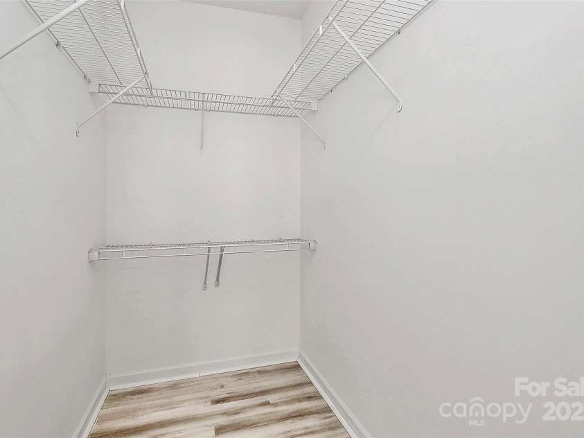 4513 Staffordshire Lane, Charlotte, NC 28213.  MLS# CAR4235072, YatesRealty ID 3035. 
