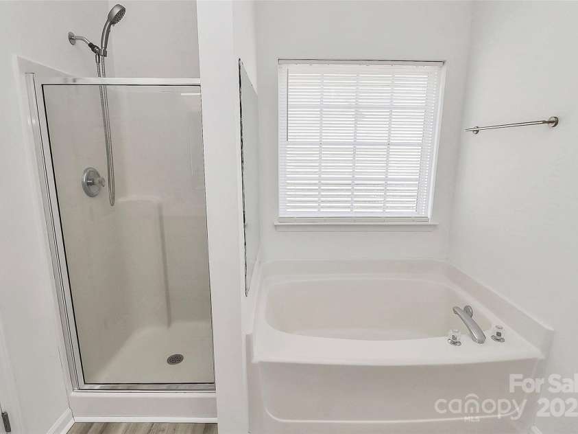 4513 Staffordshire Lane, Charlotte, NC 28213.  MLS# CAR4235072, YatesRealty ID 3035. 