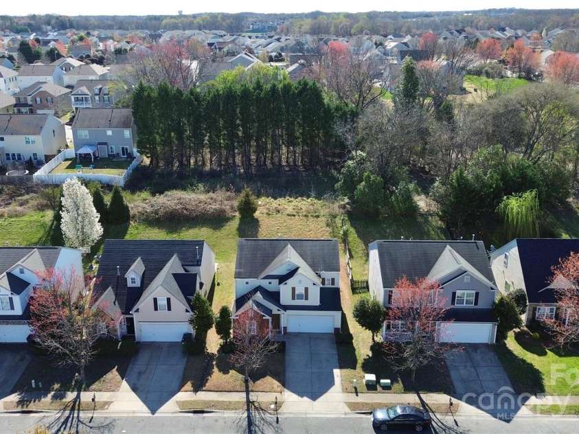 4513 Staffordshire Lane, Charlotte, NC 28213.  MLS# CAR4235072, YatesRealty ID 3035. 